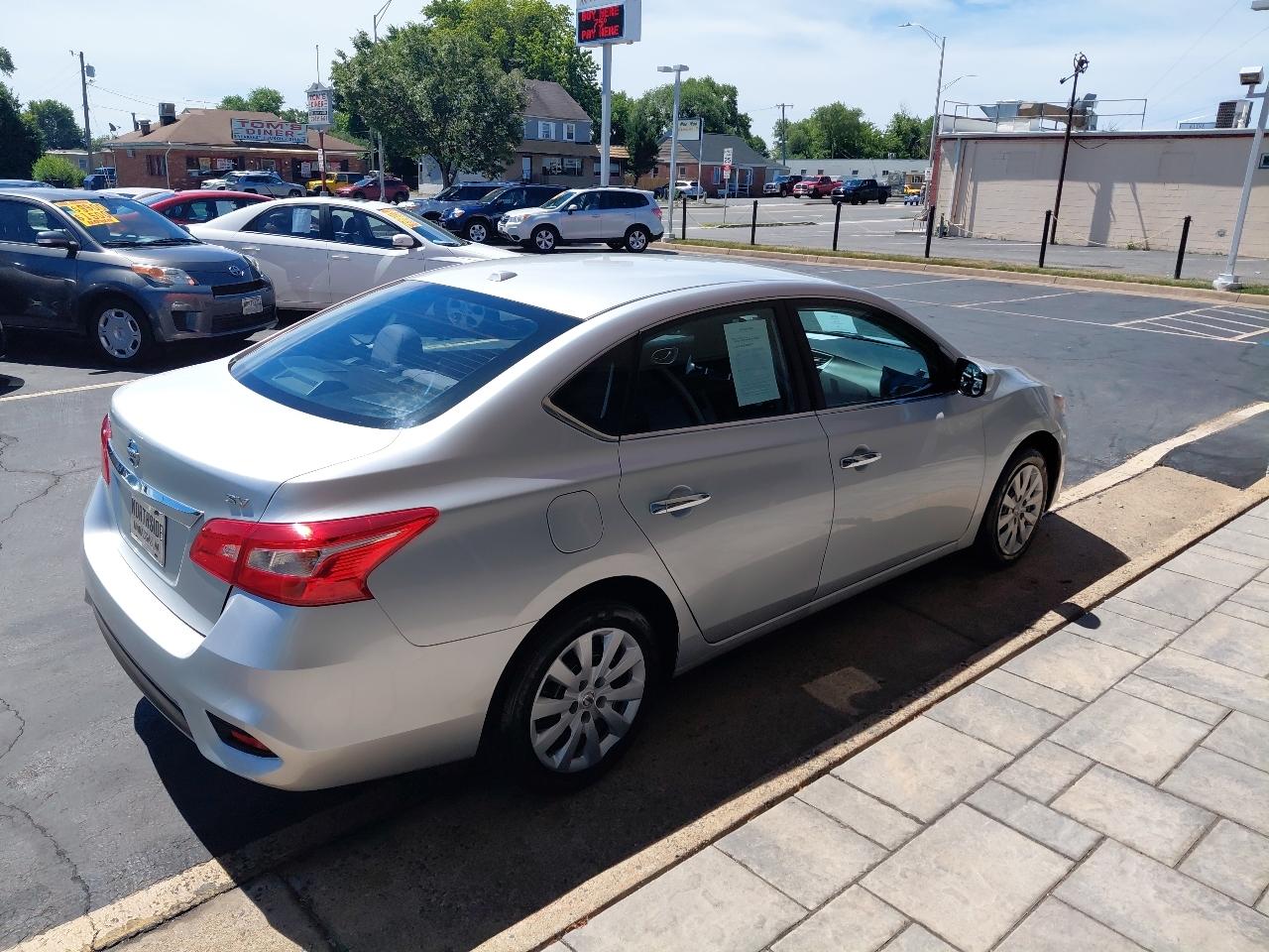 Nissan Sentra SV CVT 2017