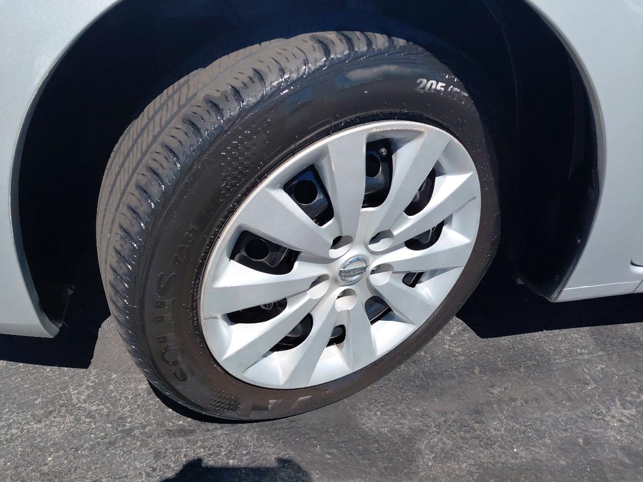 Nissan Sentra SV CVT 2017