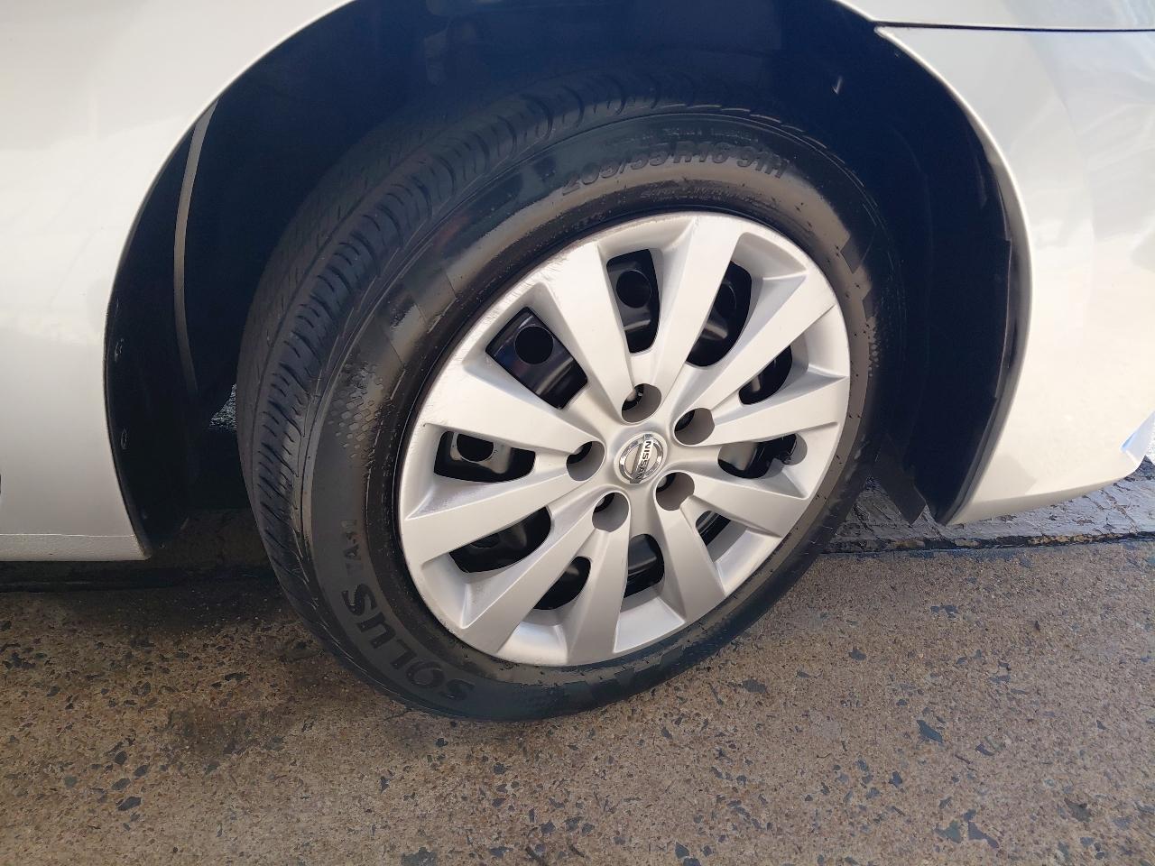 Nissan Sentra SV CVT 2017