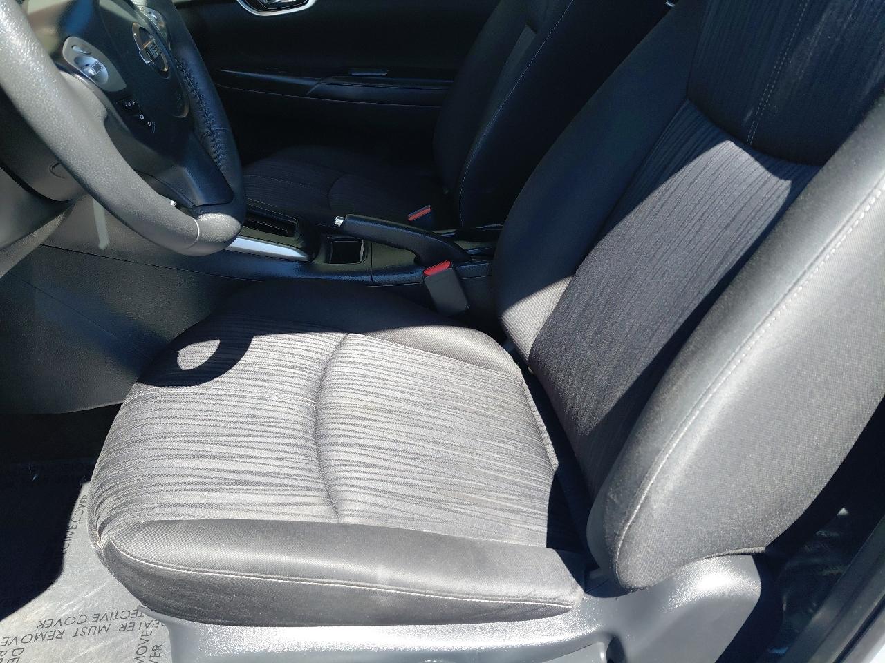 Nissan Sentra SV CVT 2017