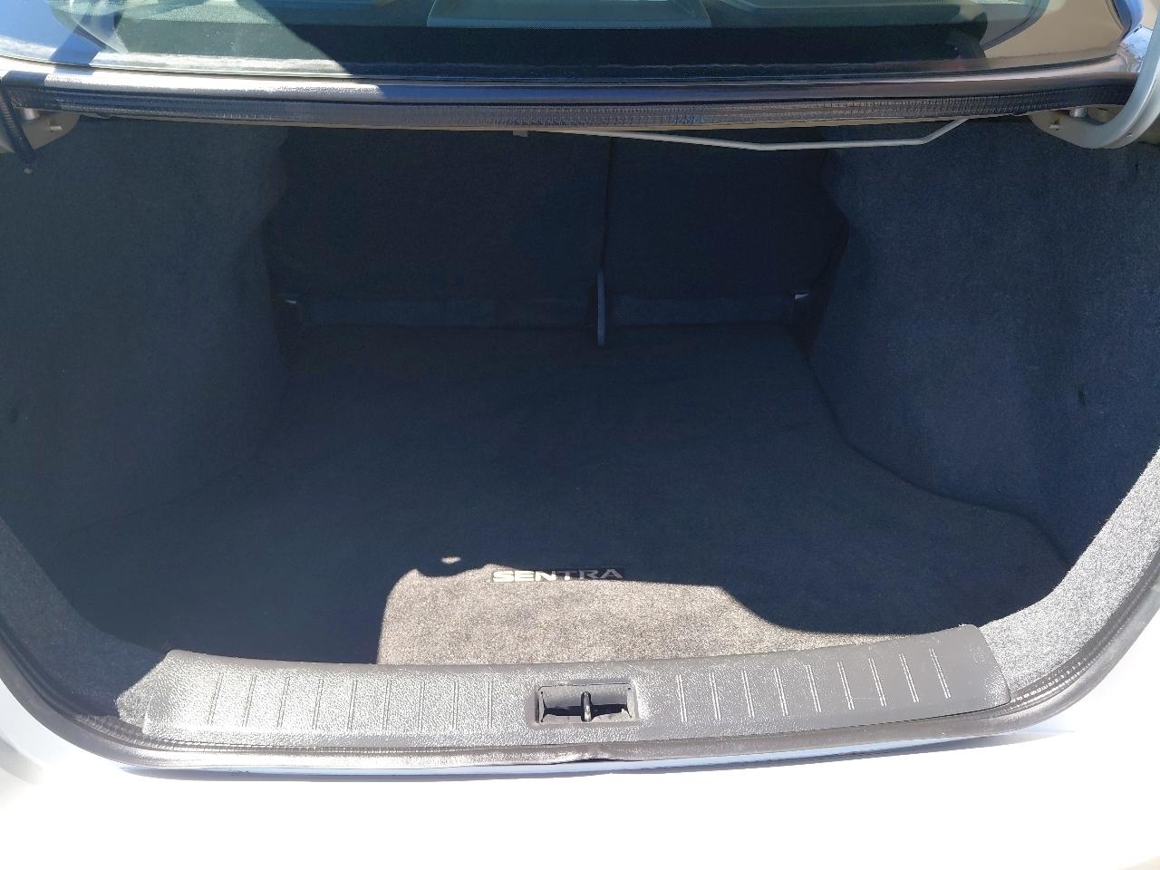 Nissan Sentra SV CVT 2017