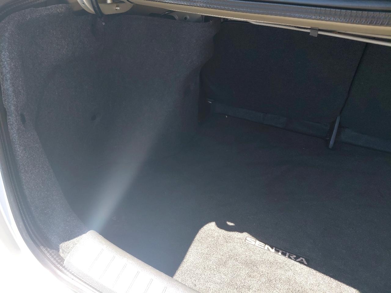 Nissan Sentra SV CVT 2017