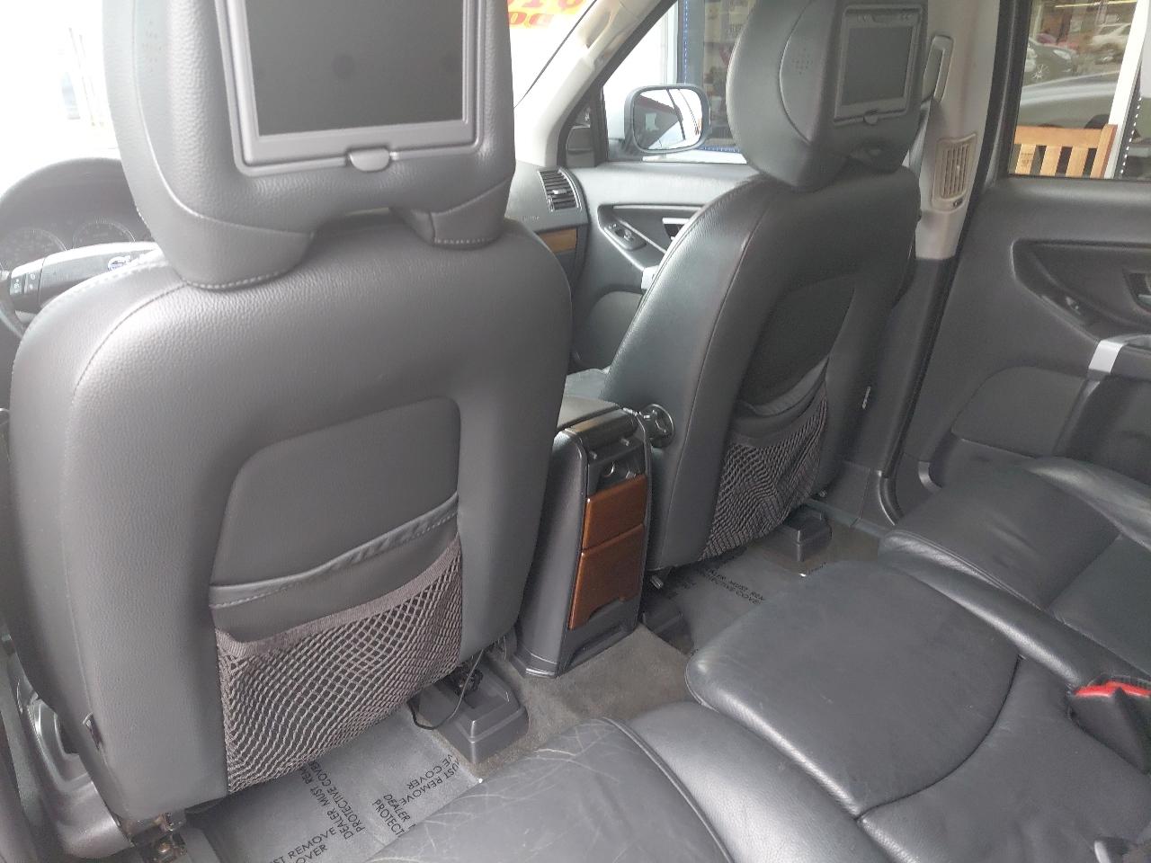 Volvo XC90 AWD 4dr I6 w/Snrf/3rd Row 2008