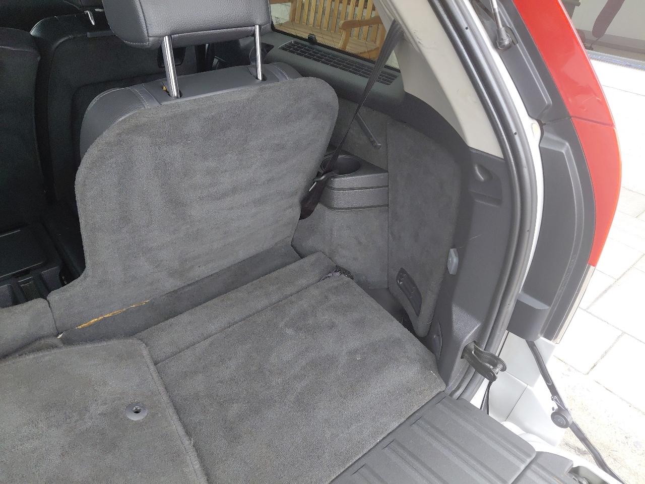 Volvo XC90 AWD 4dr I6 w/Snrf/3rd Row 2008