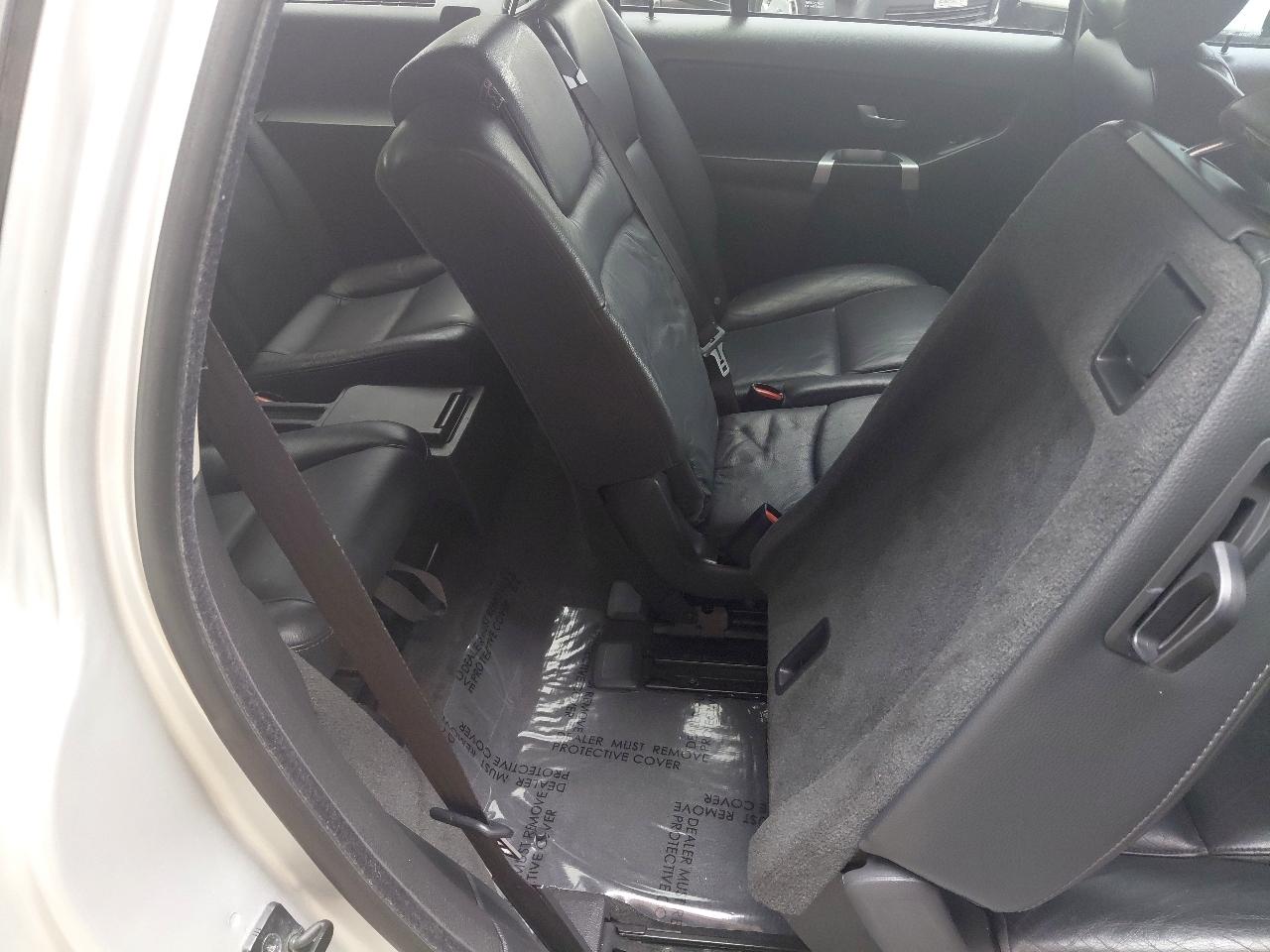 Volvo XC90 AWD 4dr I6 w/Snrf/3rd Row 2008