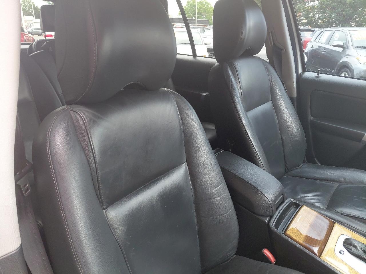 Volvo XC90 AWD 4dr I6 w/Snrf/3rd Row 2008