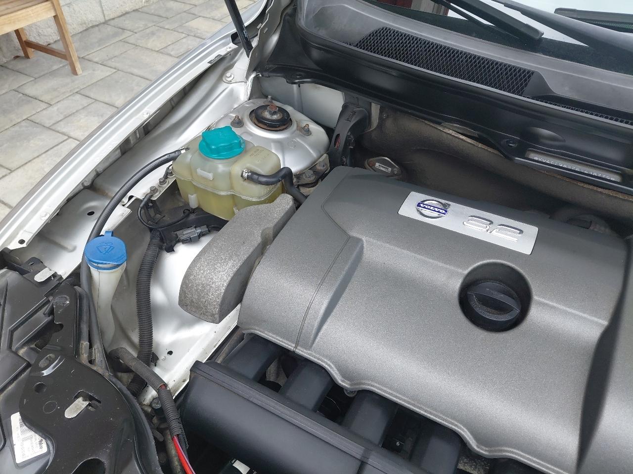 Volvo XC90 AWD 4dr I6 w/Snrf/3rd Row 2008
