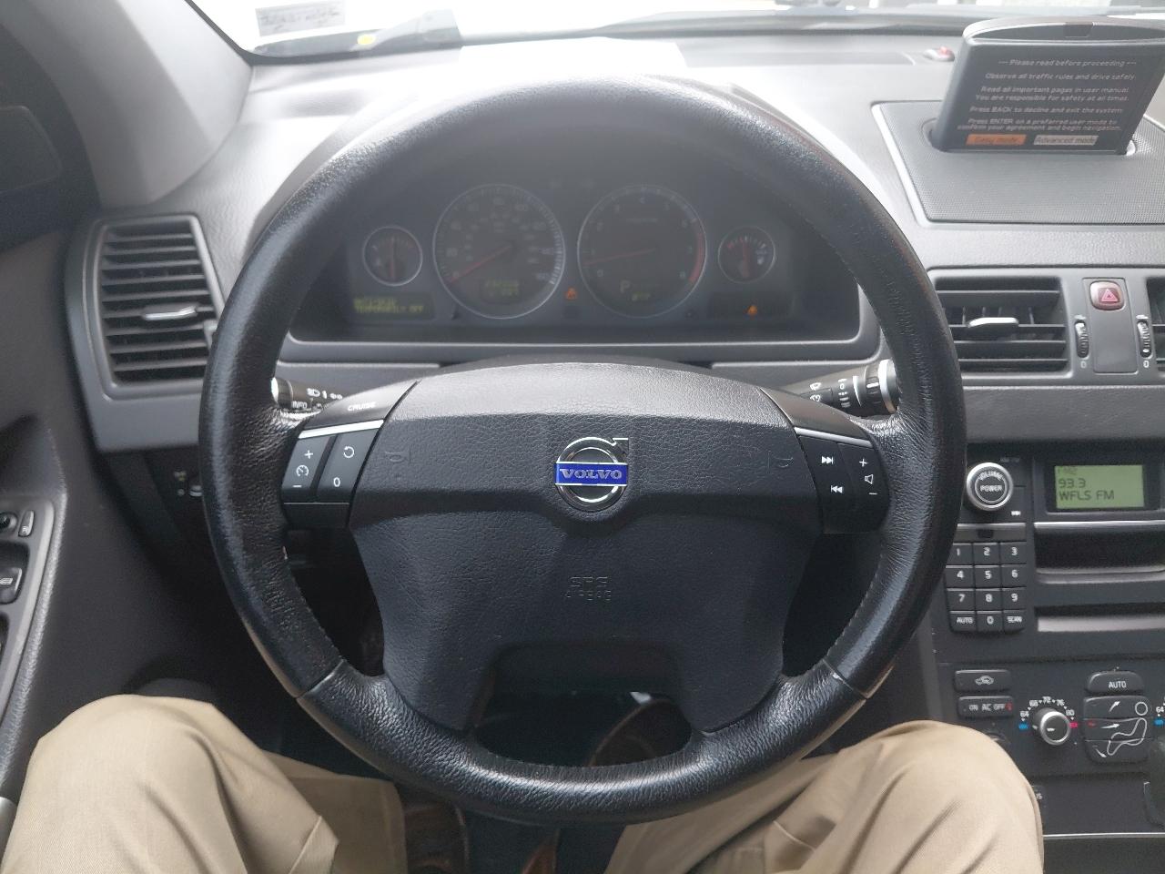 Volvo XC90 AWD 4dr I6 w/Snrf/3rd Row 2008