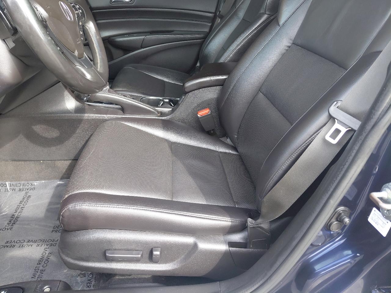 Acura ILX 4dr Sdn 2.0L 2014
