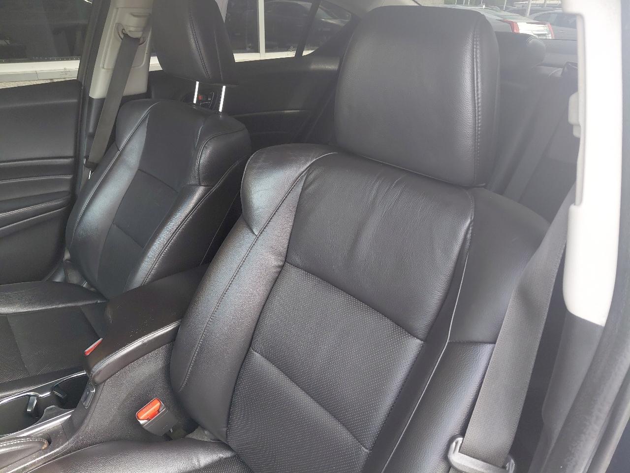 Acura ILX 4dr Sdn 2.0L 2014