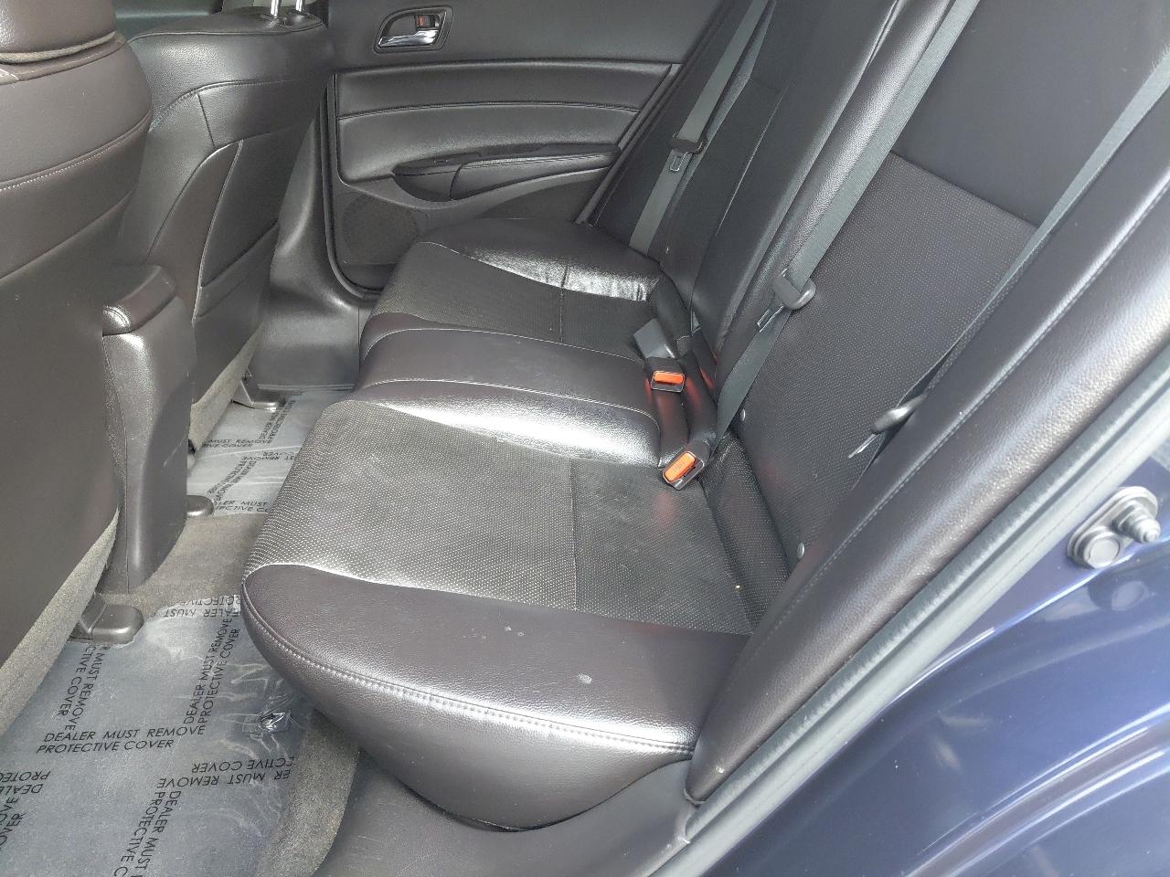 Acura ILX 4dr Sdn 2.0L 2014