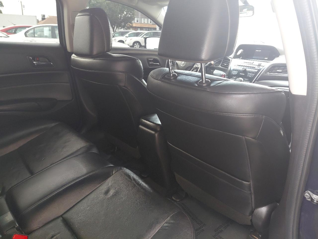 Acura ILX 4dr Sdn 2.0L 2014