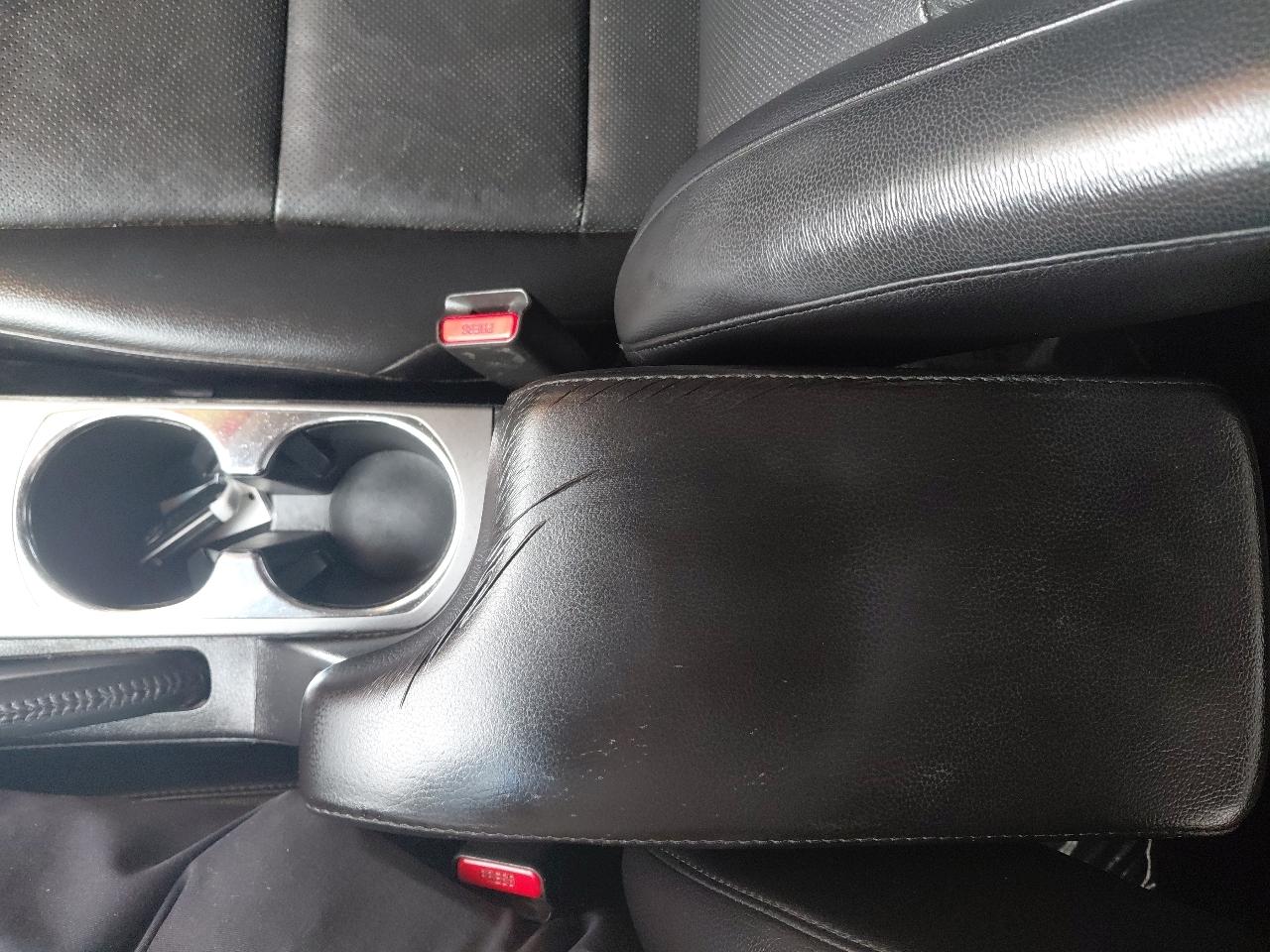 Acura ILX 4dr Sdn 2.0L 2014