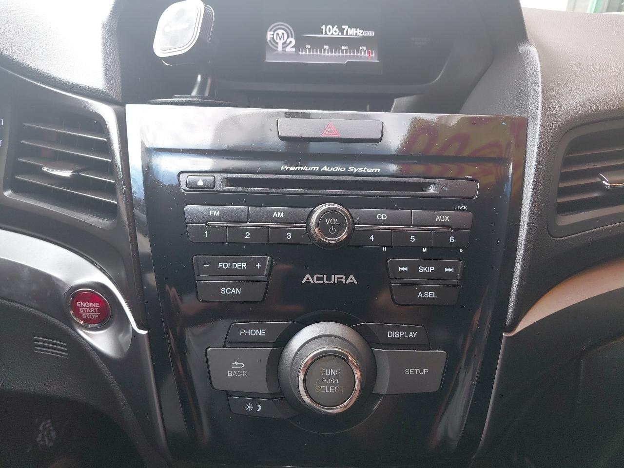 Acura ILX 4dr Sdn 2.0L 2014