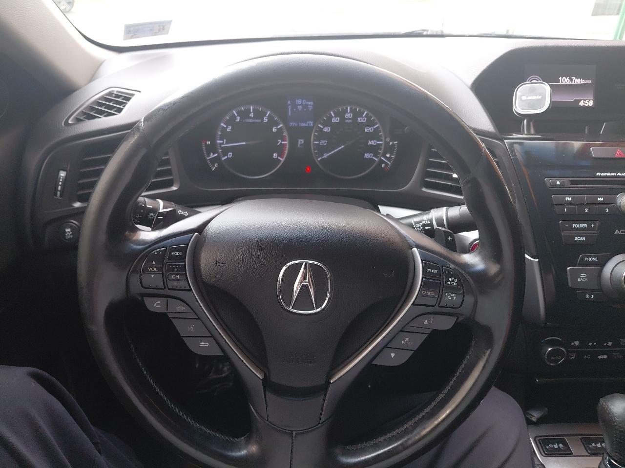 Acura ILX 4dr Sdn 2.0L 2014