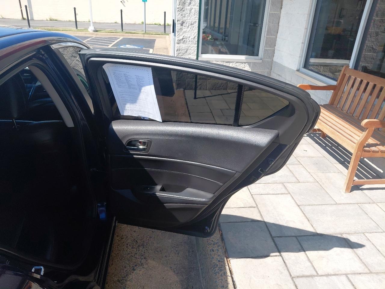 Acura ILX 4dr Sdn 2.0L 2014