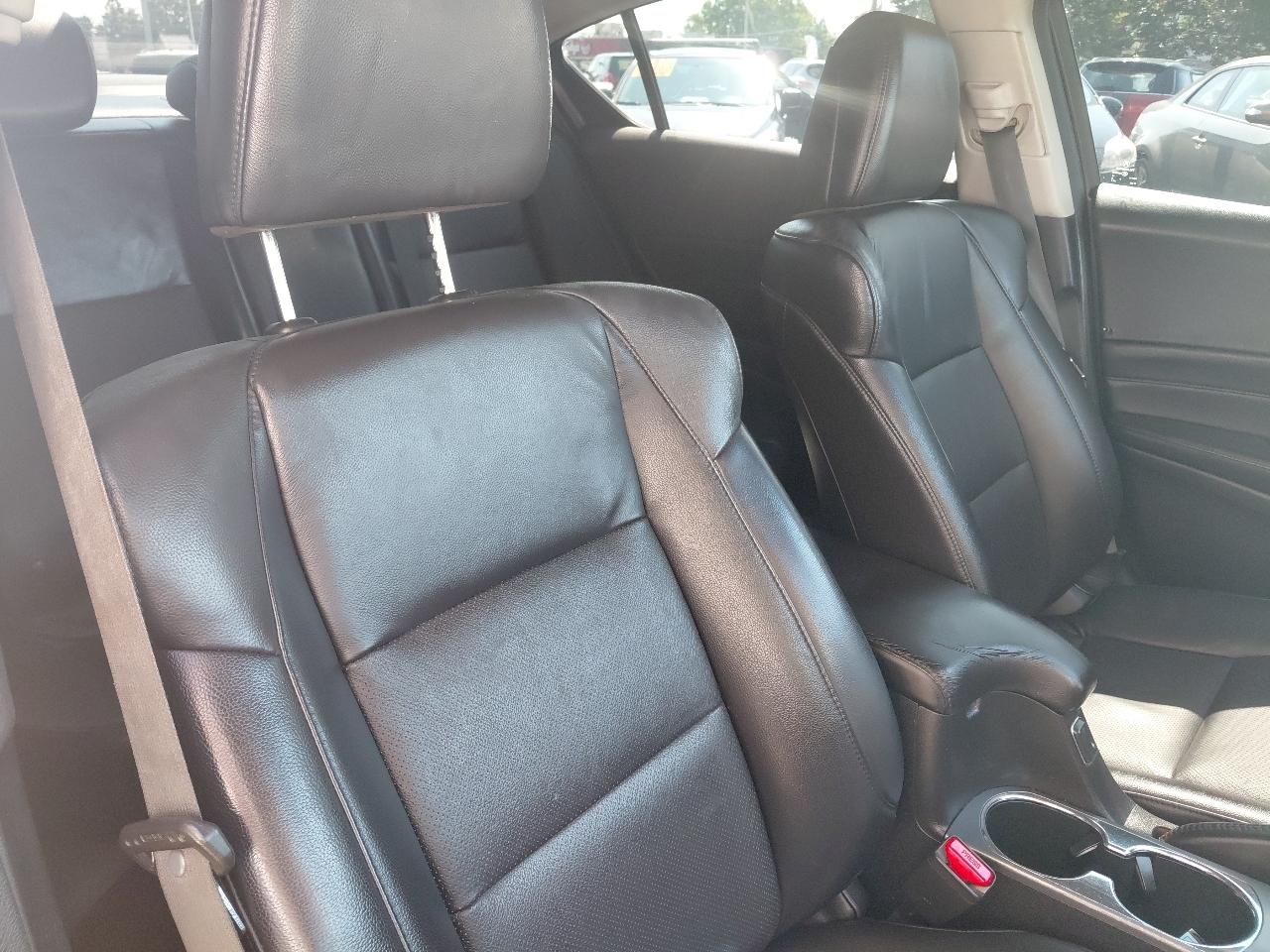 Acura ILX 4dr Sdn 2.0L 2014
