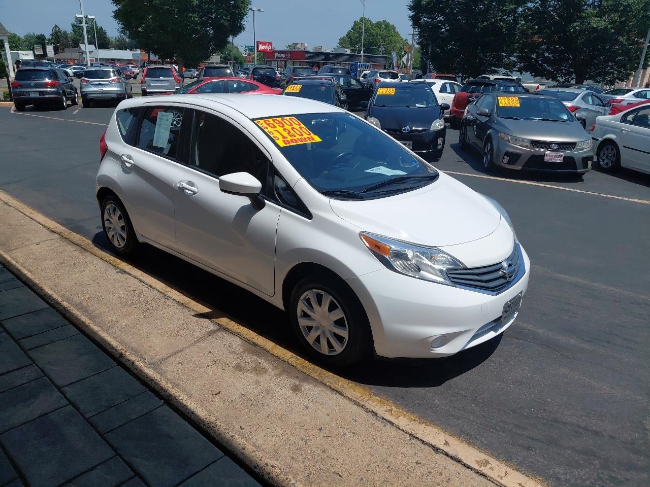 Nissan Versa Note 5dr HB CVT 1.6 S Plus 2015