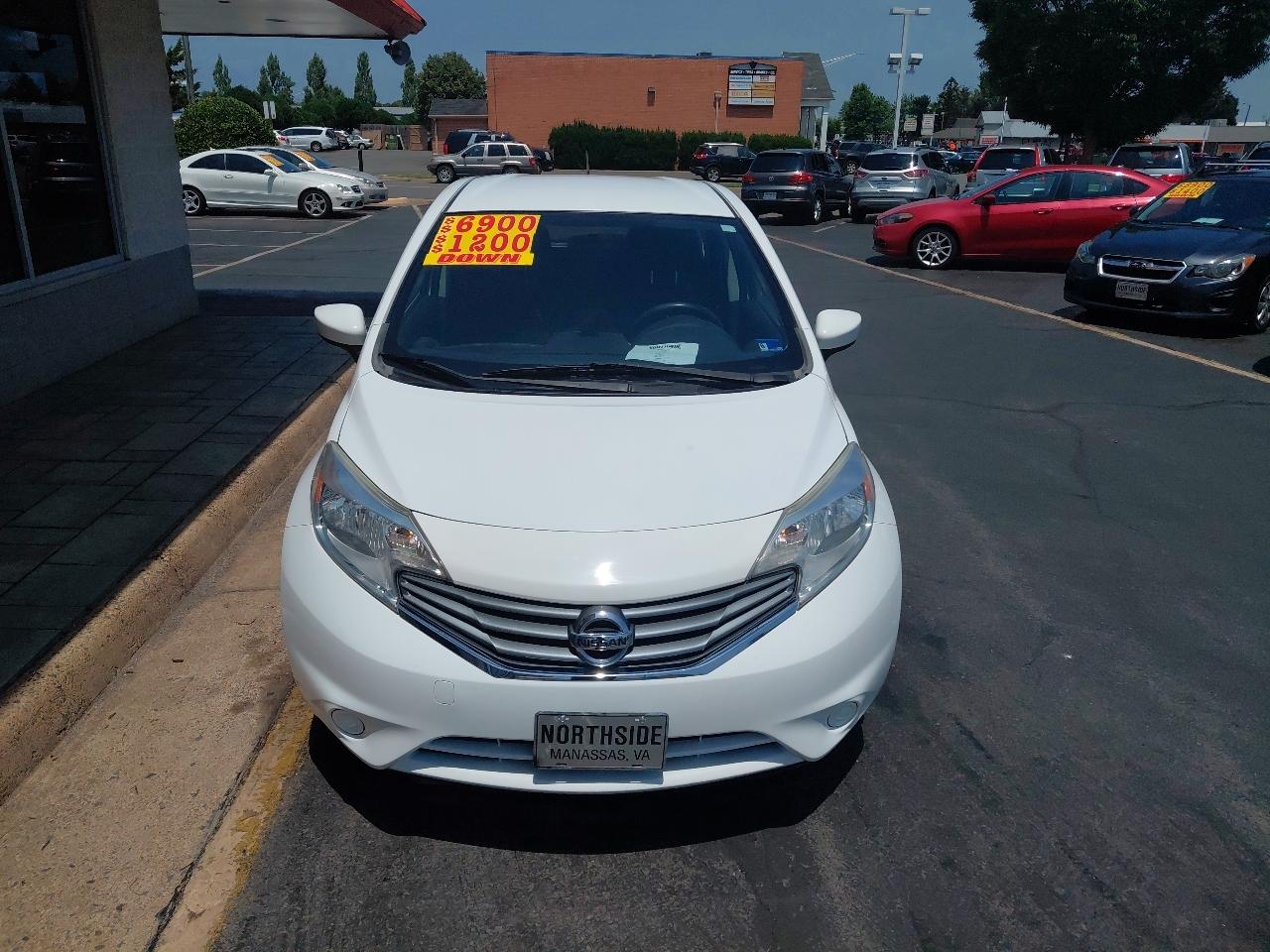 Nissan Versa Note 5dr HB CVT 1.6 S Plus 2015