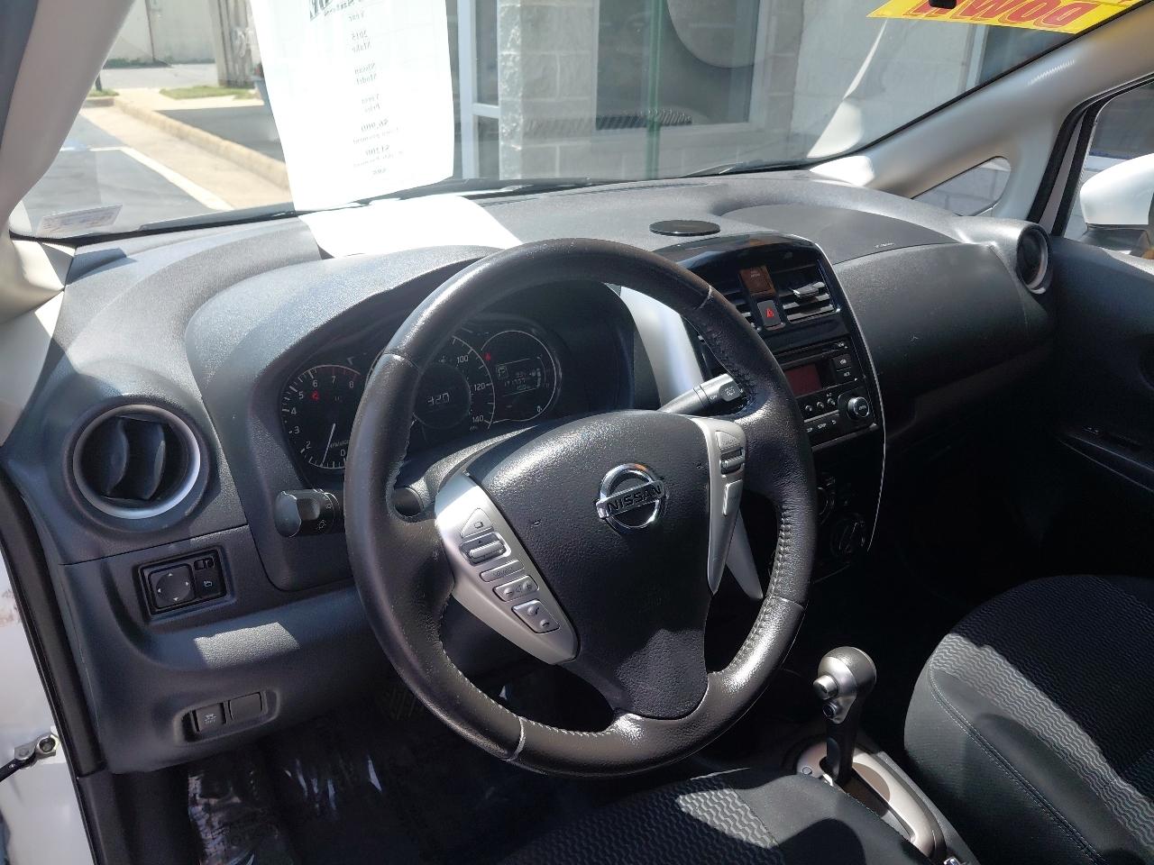Nissan Versa Note 5dr HB CVT 1.6 S Plus 2015