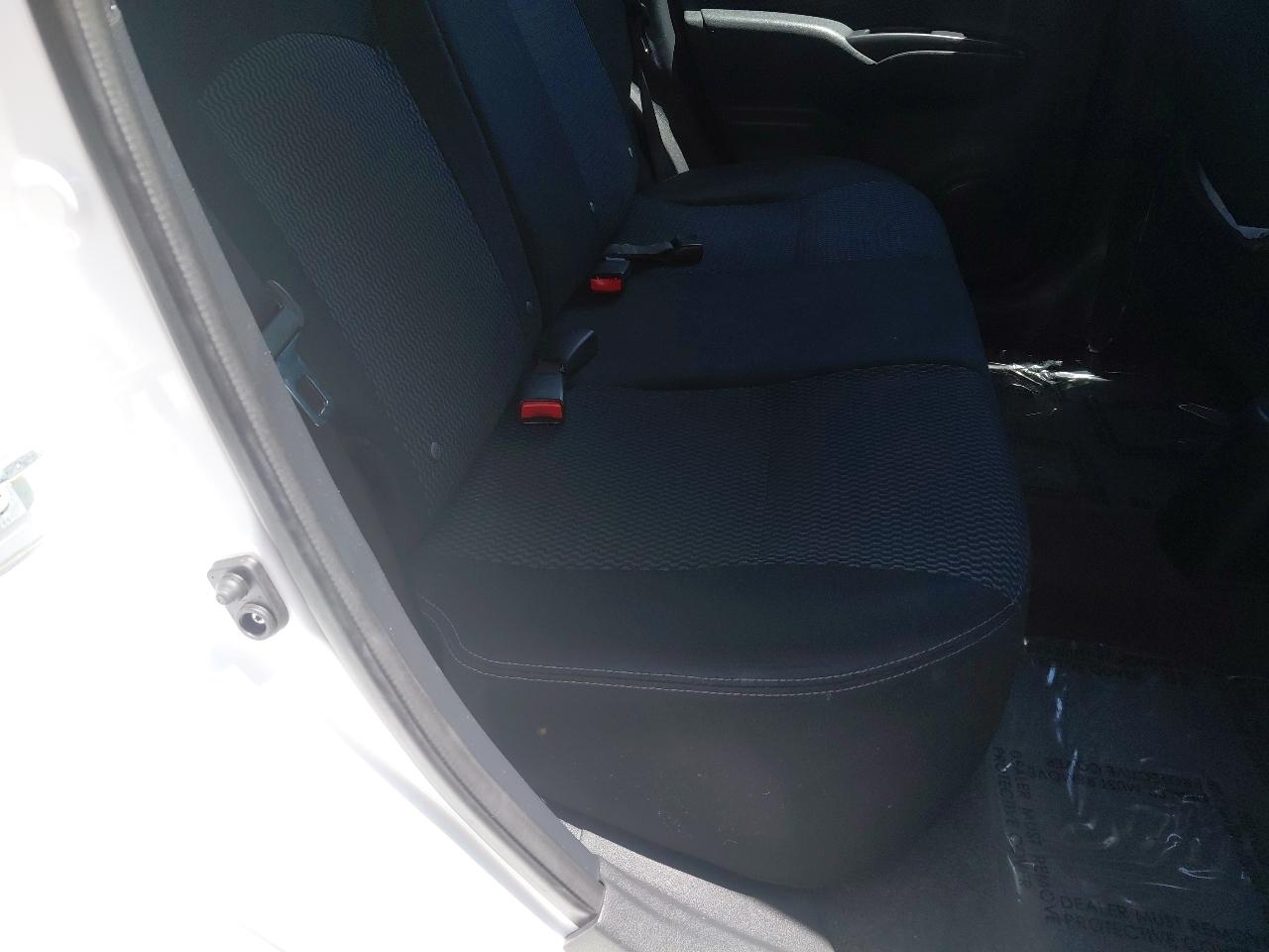 Nissan Versa Note 5dr HB CVT 1.6 S Plus 2015