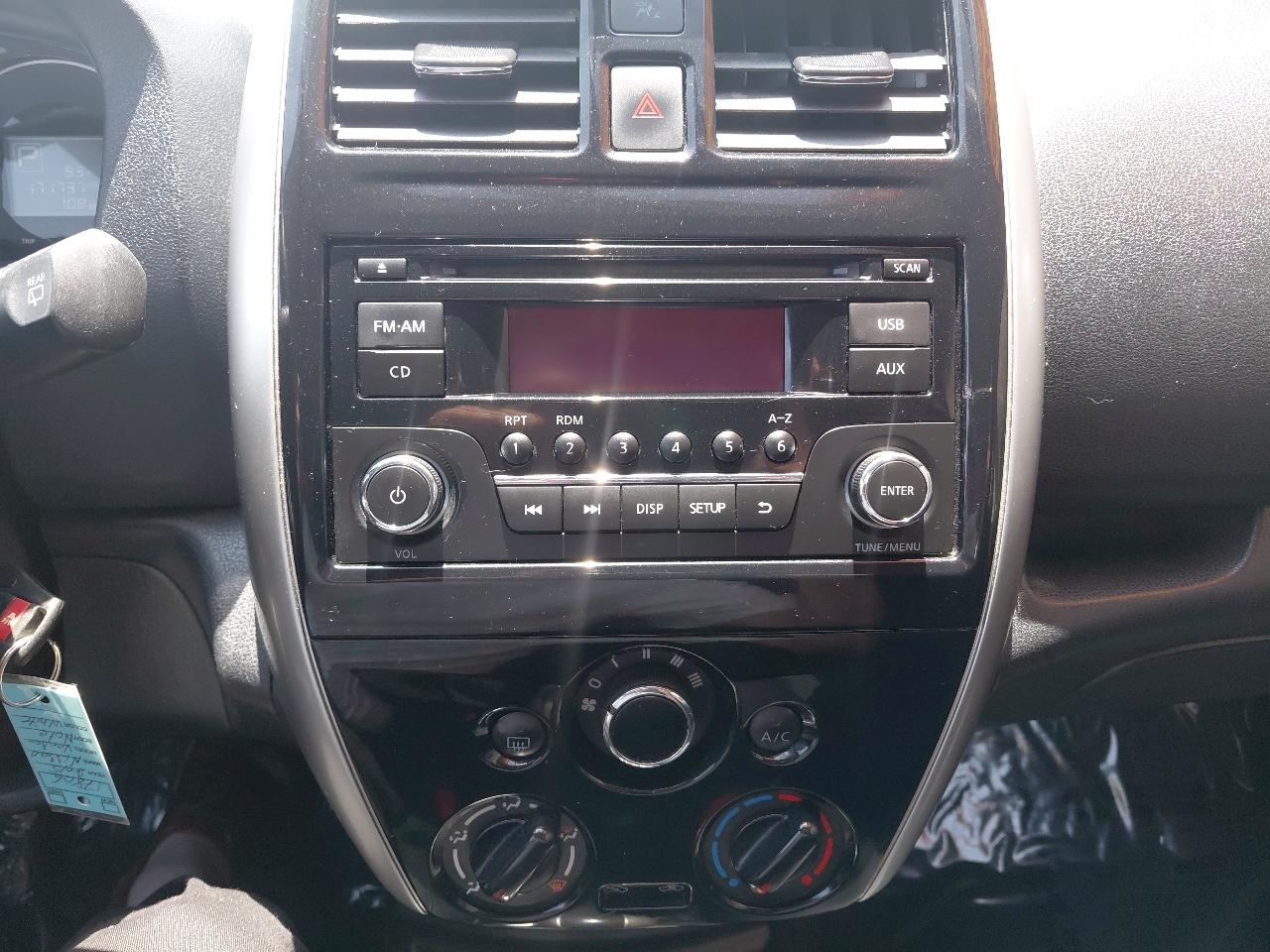 Nissan Versa Note 5dr HB CVT 1.6 S Plus 2015