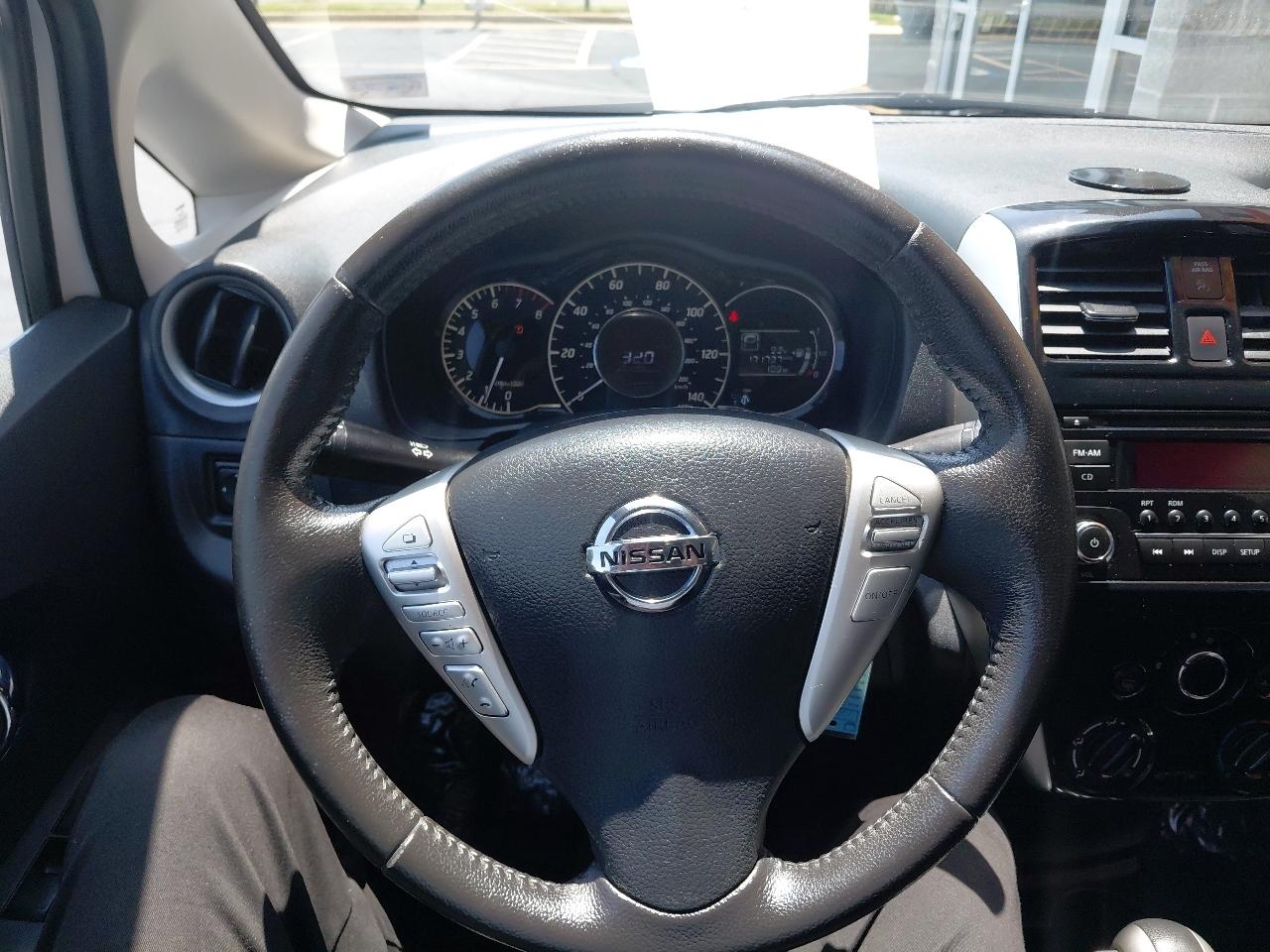 Nissan Versa Note 5dr HB CVT 1.6 S Plus 2015