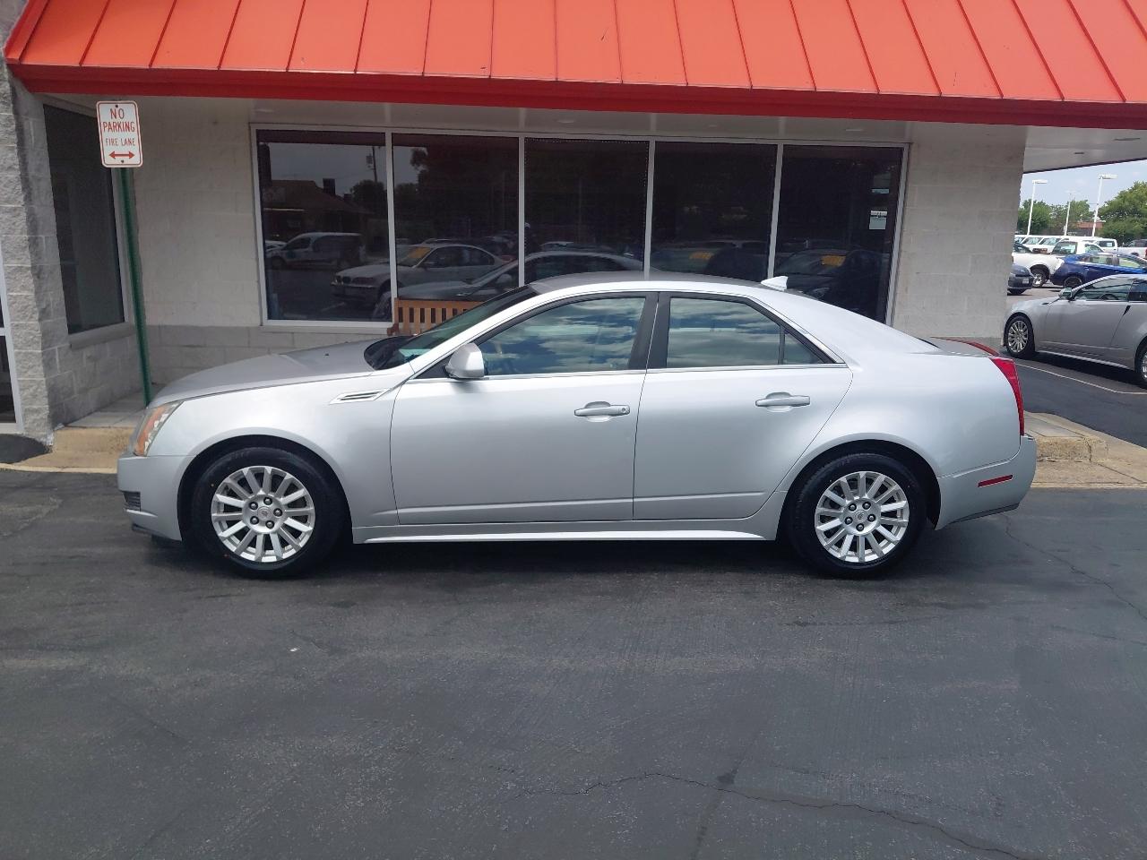 Cadillac CTS Sedan 4dr Sdn 3.0L Luxury RWD 2010
