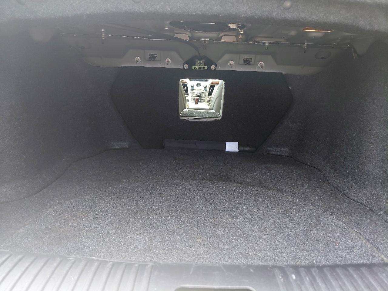 Cadillac CTS Sedan 4dr Sdn 3.0L Luxury RWD 2010