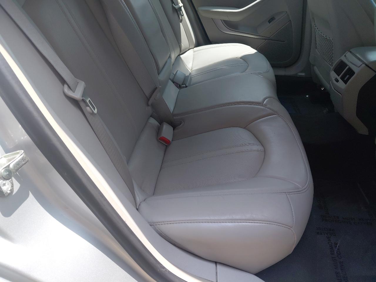 Cadillac CTS Sedan 4dr Sdn 3.0L Luxury RWD 2010