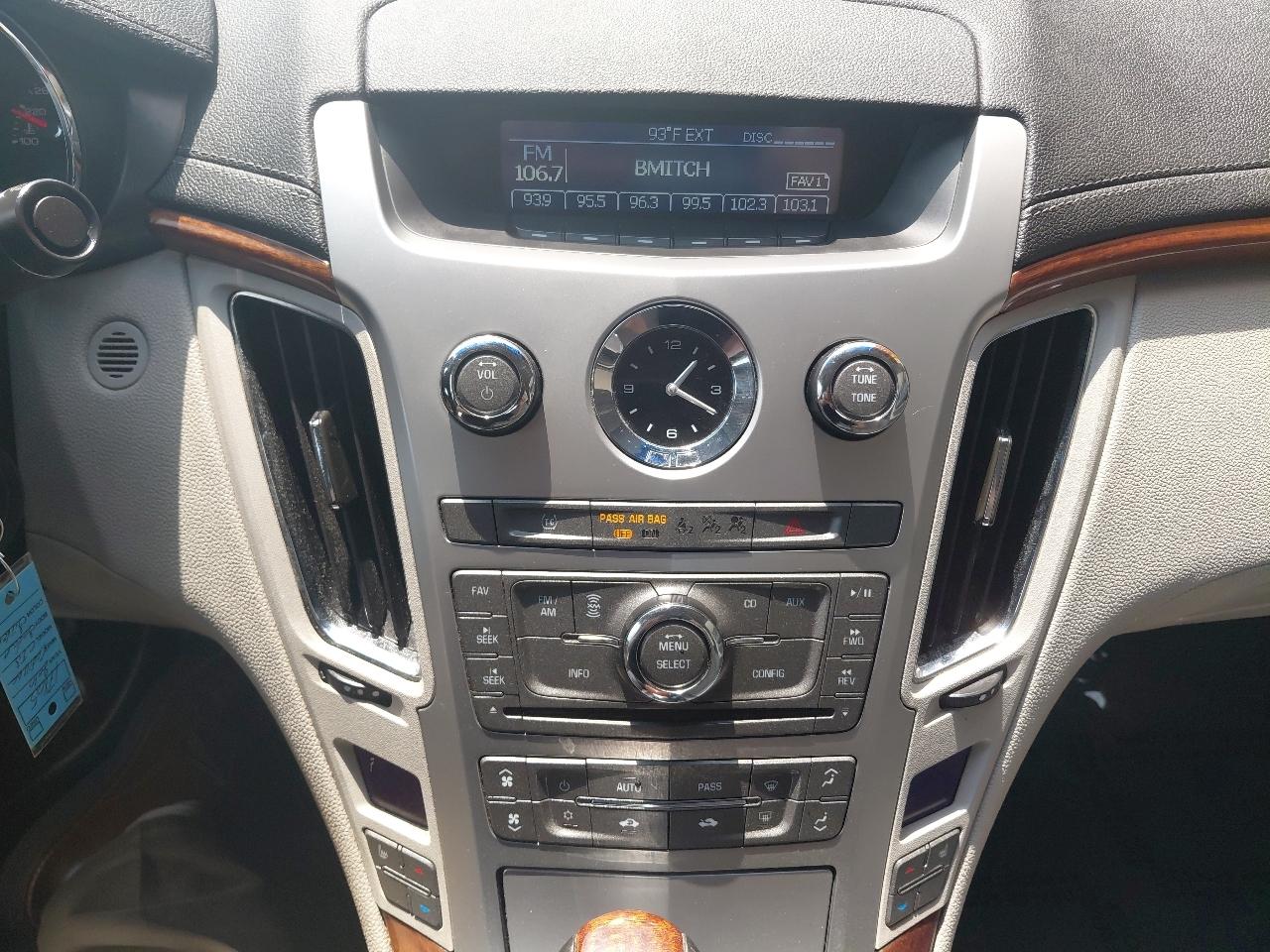 Cadillac CTS Sedan 4dr Sdn 3.0L Luxury RWD 2010