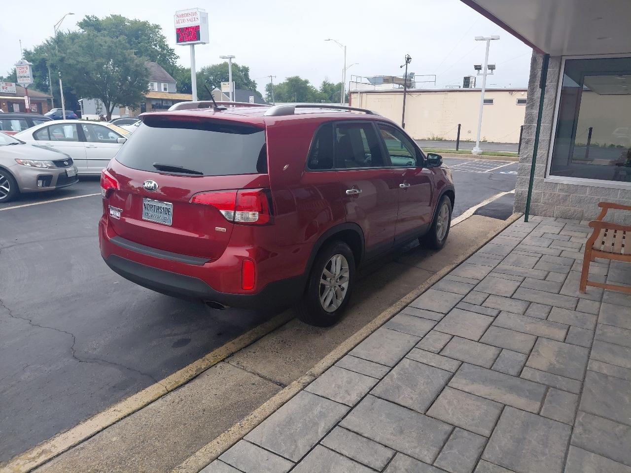 Kia Sorento 2WD 4dr I4 LX 2014