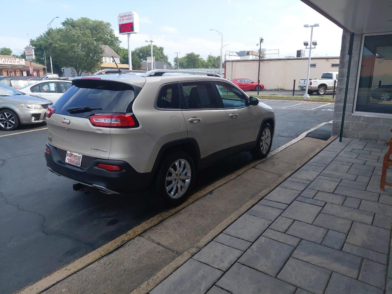Jeep Cherokee 4WD 4dr Limited 2015