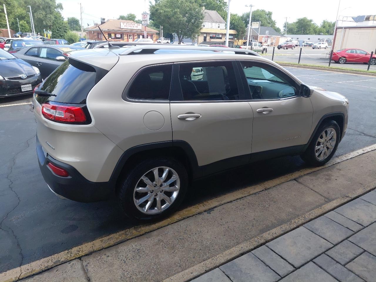 Jeep Cherokee 4WD 4dr Limited 2015