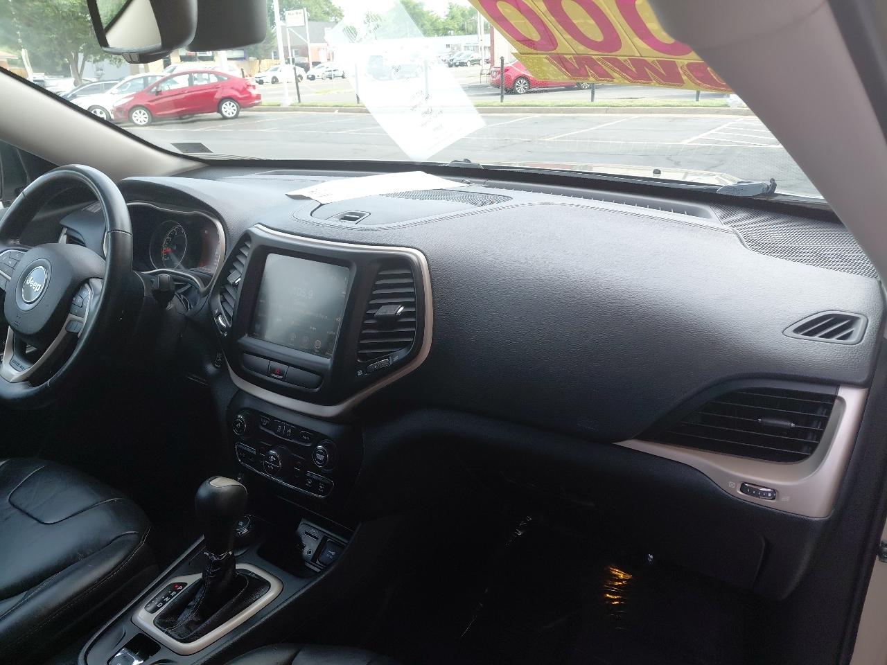 Jeep Cherokee 4WD 4dr Limited 2015