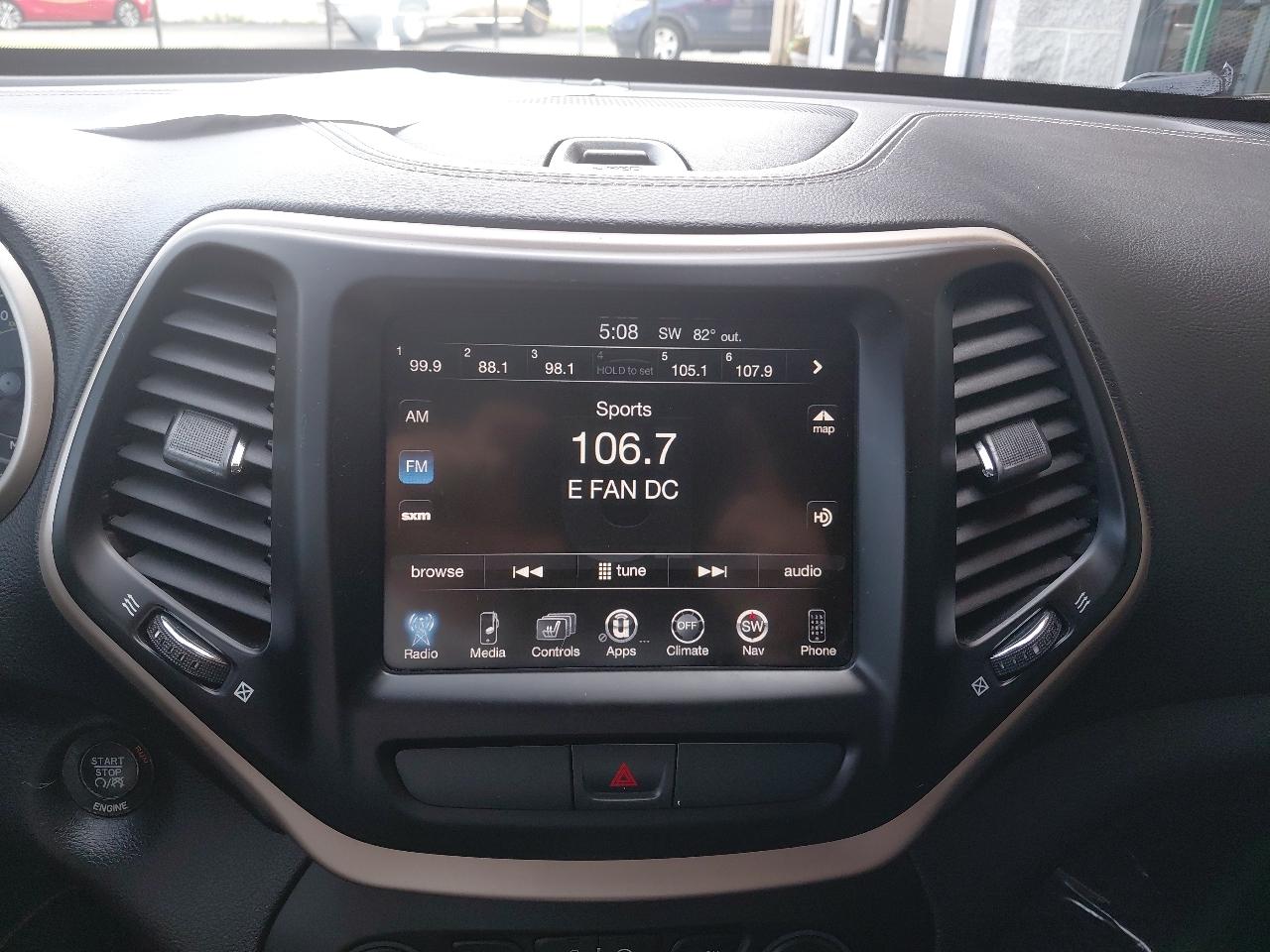 Jeep Cherokee 4WD 4dr Limited 2015