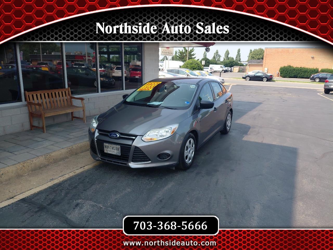 2014 Ford Focus 4dr Sdn S