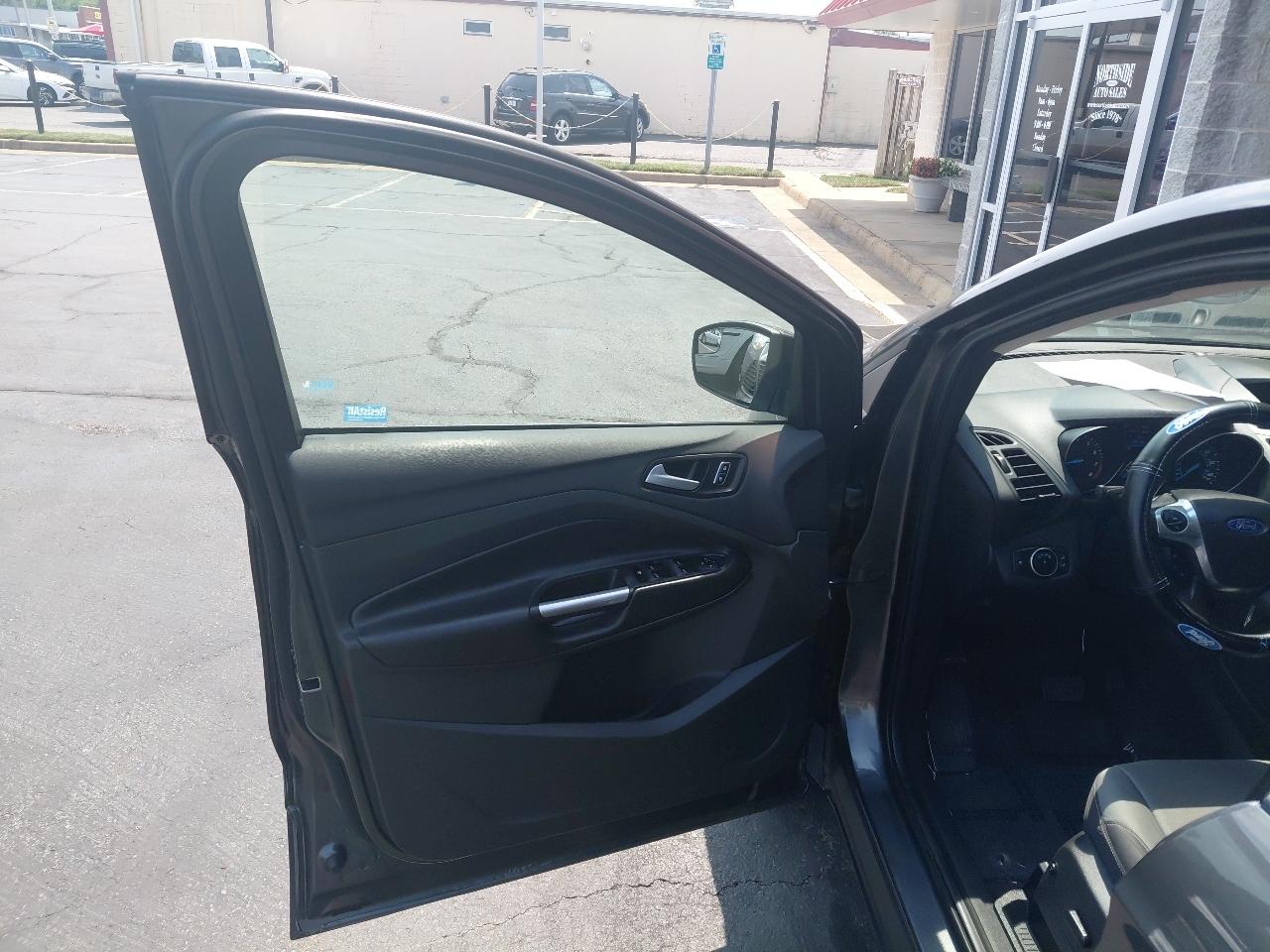 Ford Escape 4WD 4dr SE 2016