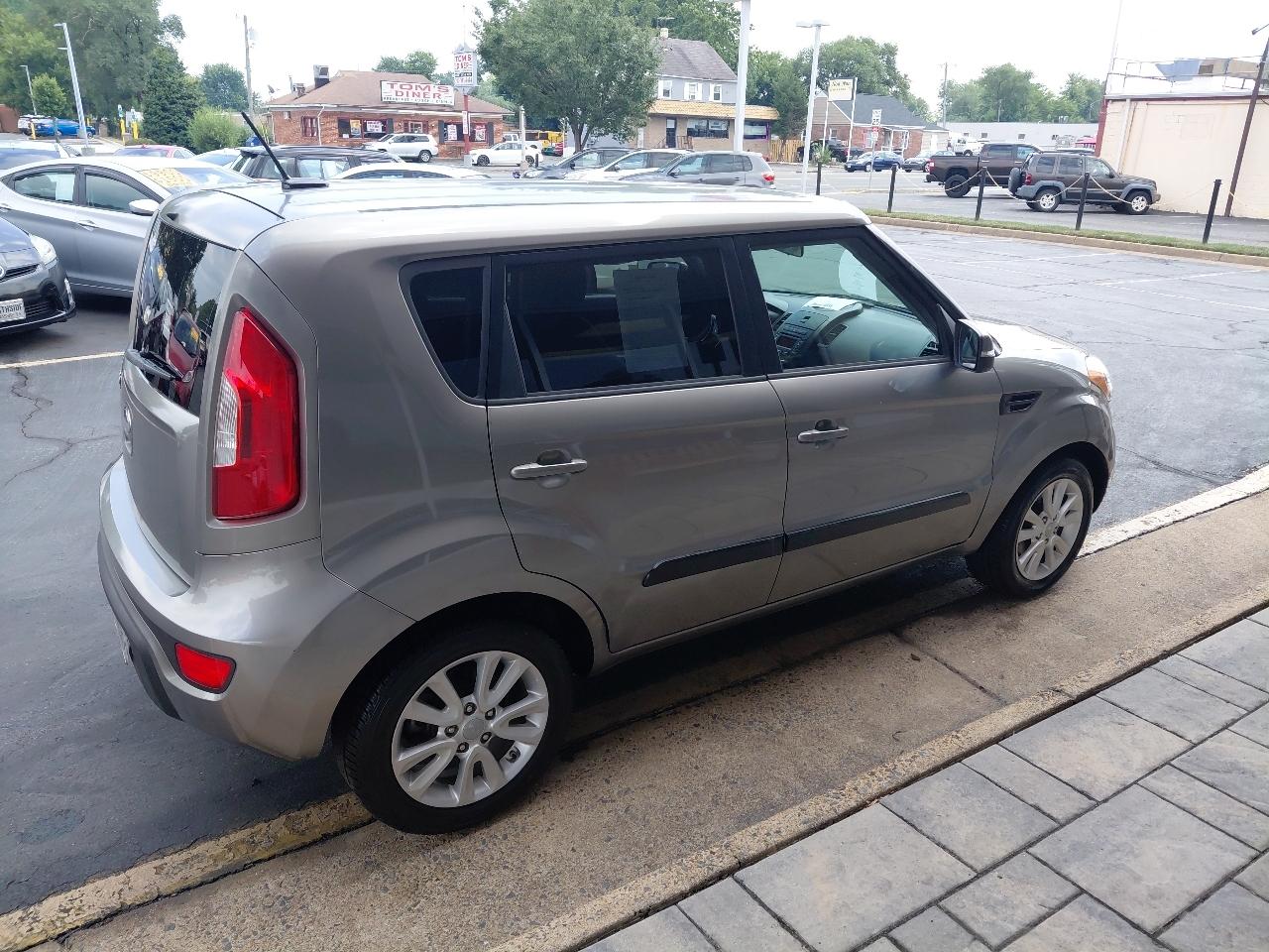 Kia Soul 5dr Wgn Auto + 2013