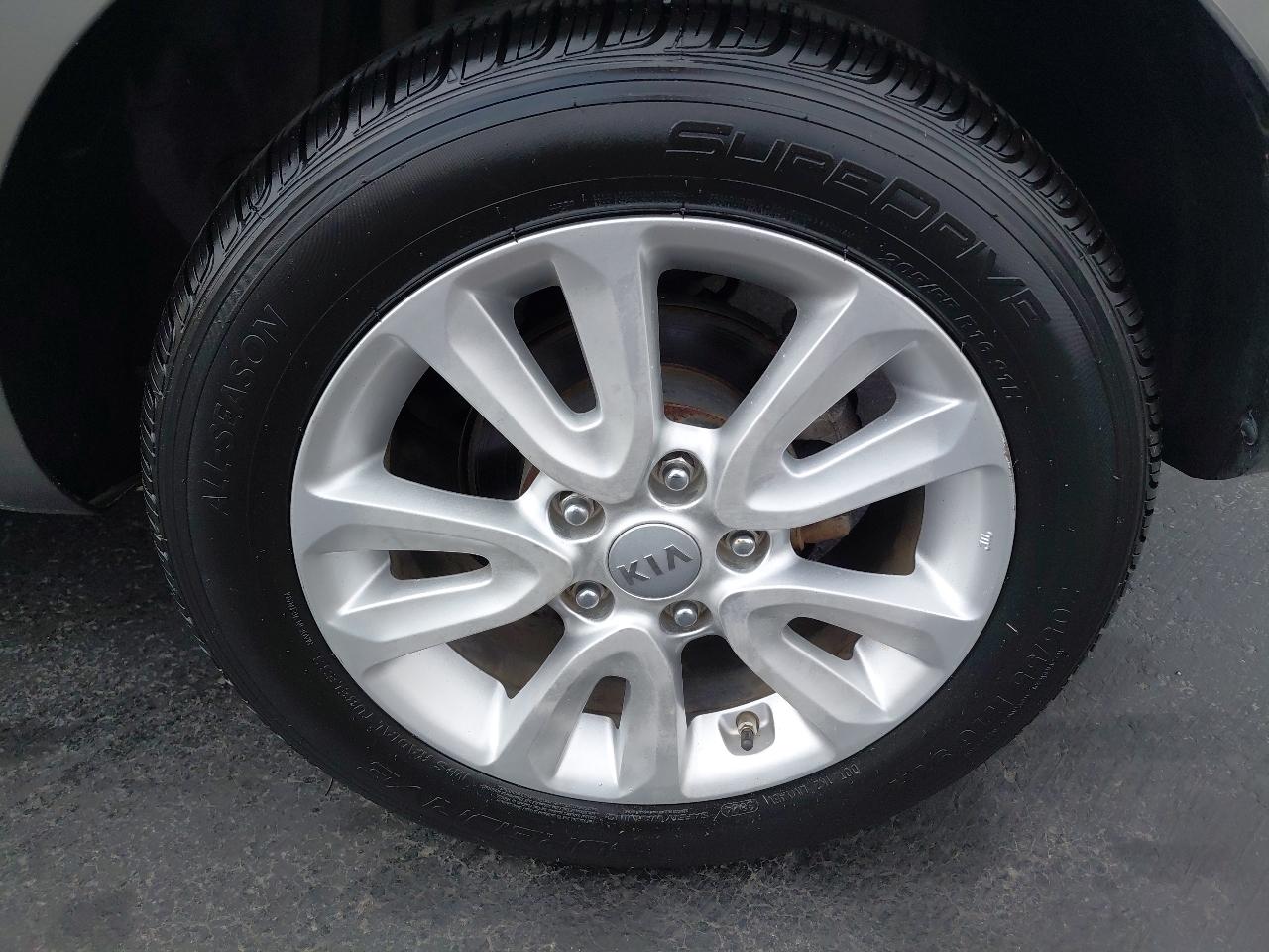 Kia Soul 5dr Wgn Auto + 2013