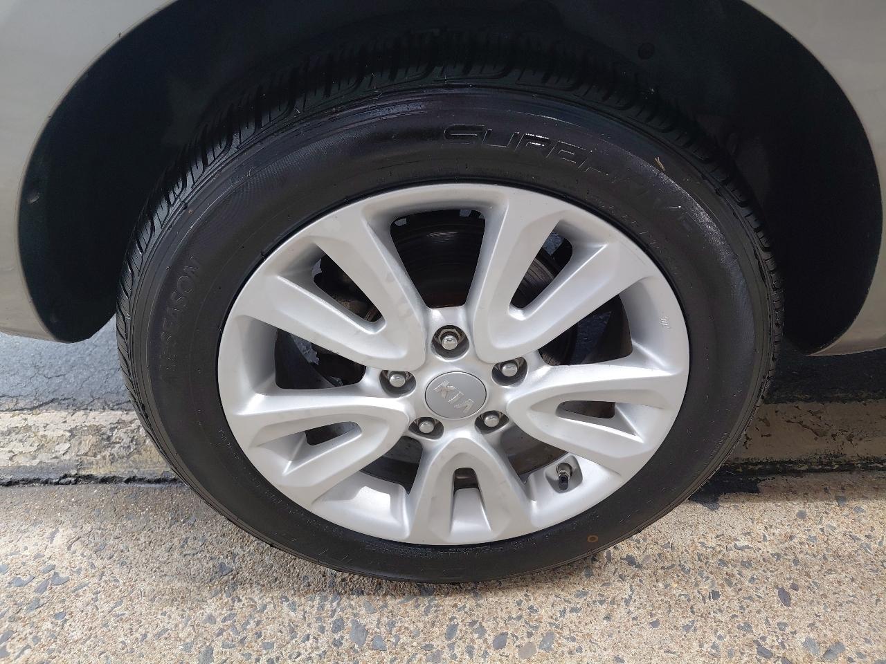 Kia Soul 5dr Wgn Auto + 2013