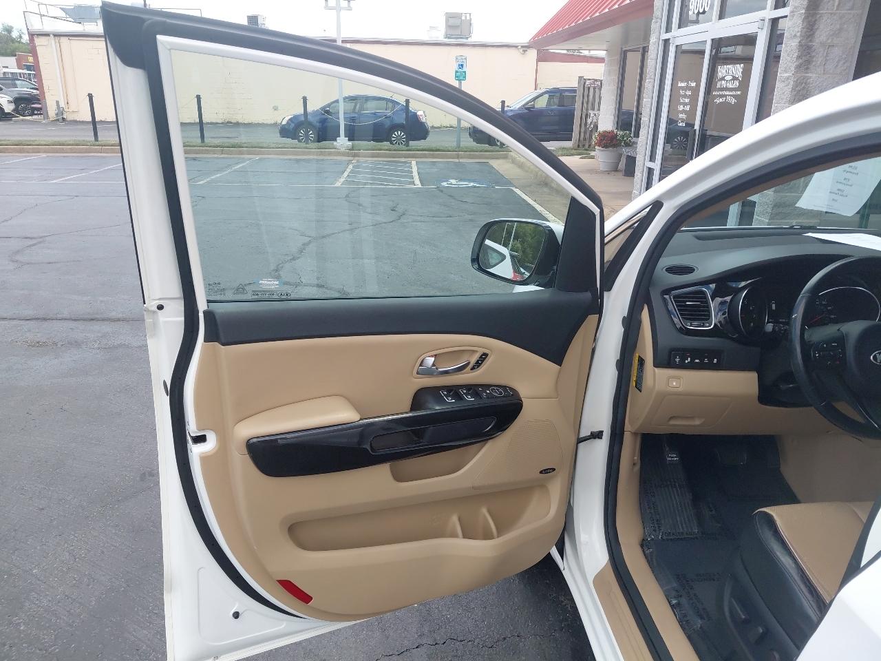 Kia Sedona 4dr Wgn EX 2015