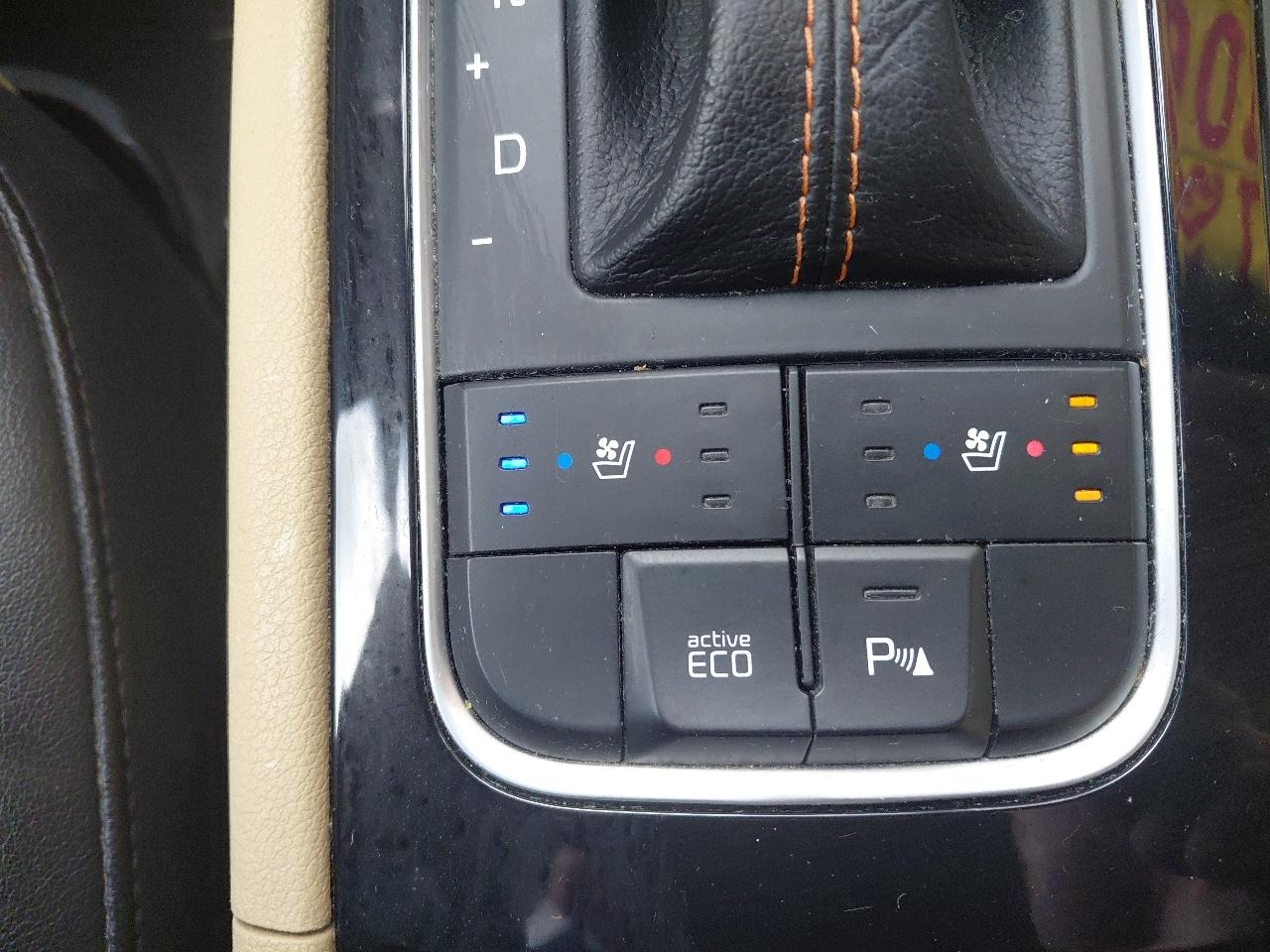 Kia Sedona 4dr Wgn EX 2015