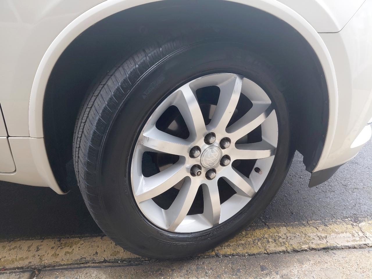Buick Enclave AWD 4dr Premium 2015