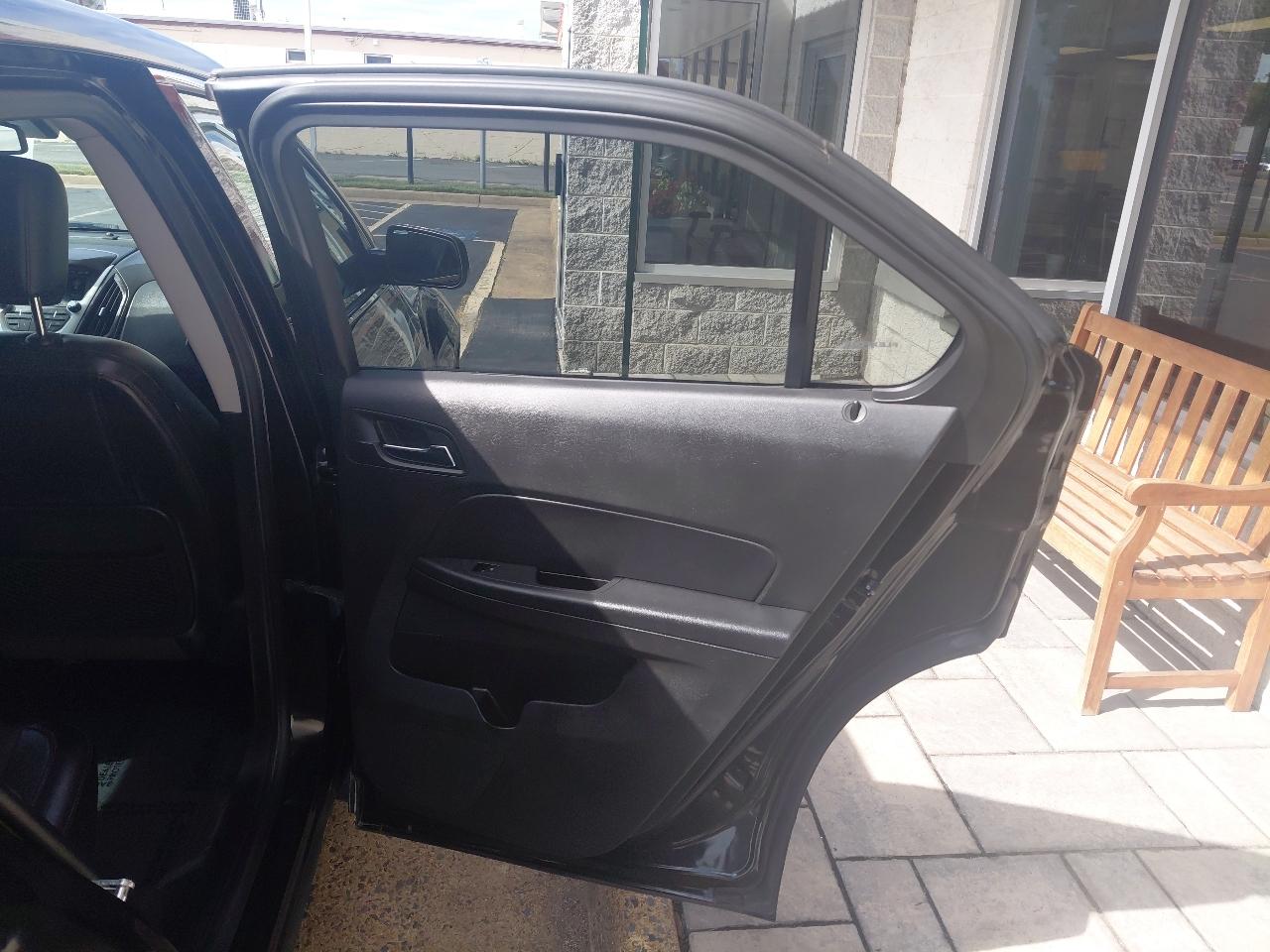 Chevrolet Equinox FWD 4dr LT w/1LT 2017
