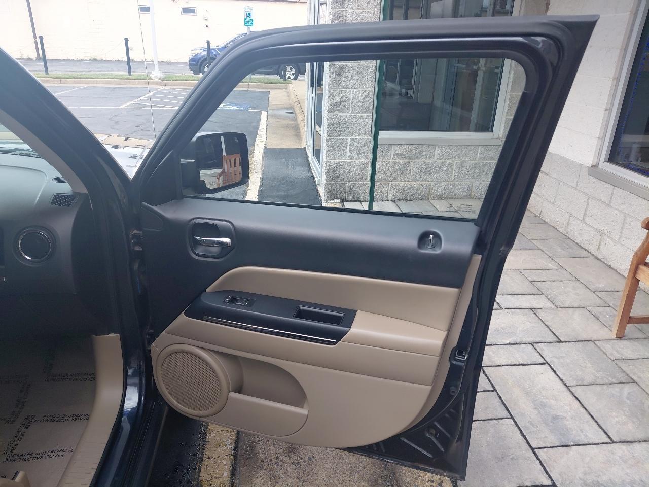 Jeep Patriot 4WD 4dr Limited 2014