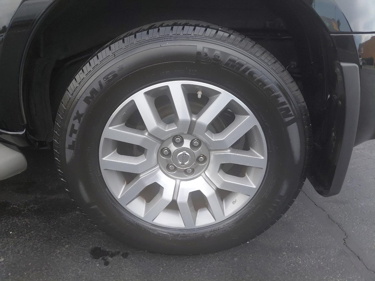 Nissan Pathfinder 2WD 4dr V6 LE 2010