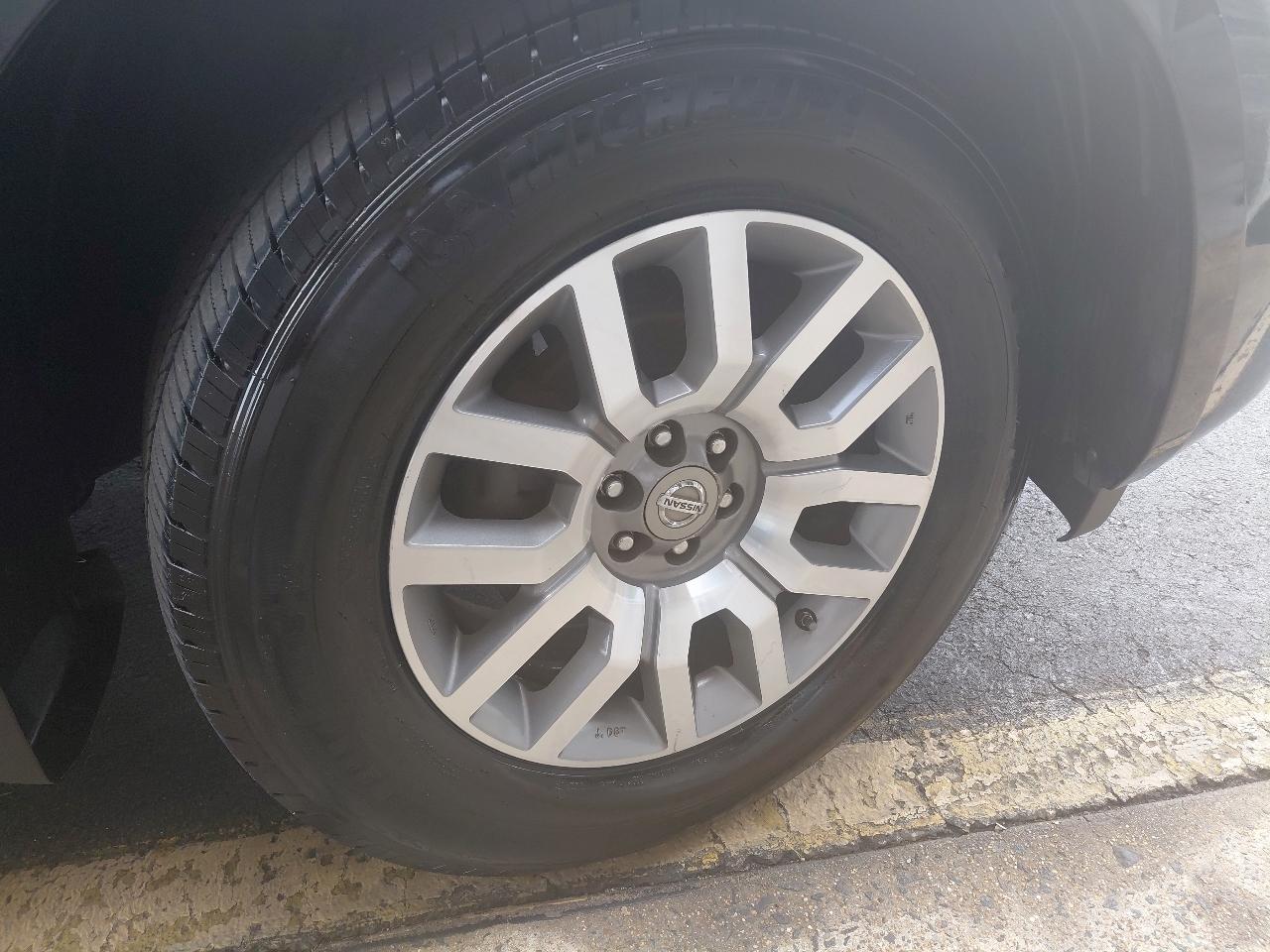 Nissan Pathfinder 2WD 4dr V6 LE 2010