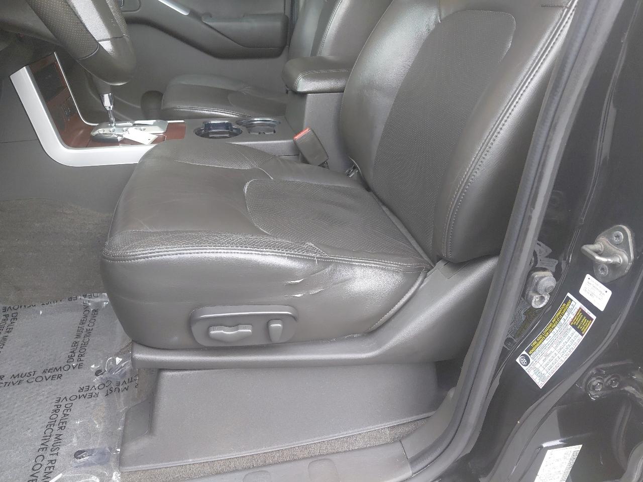 Nissan Pathfinder 2WD 4dr V6 LE 2010
