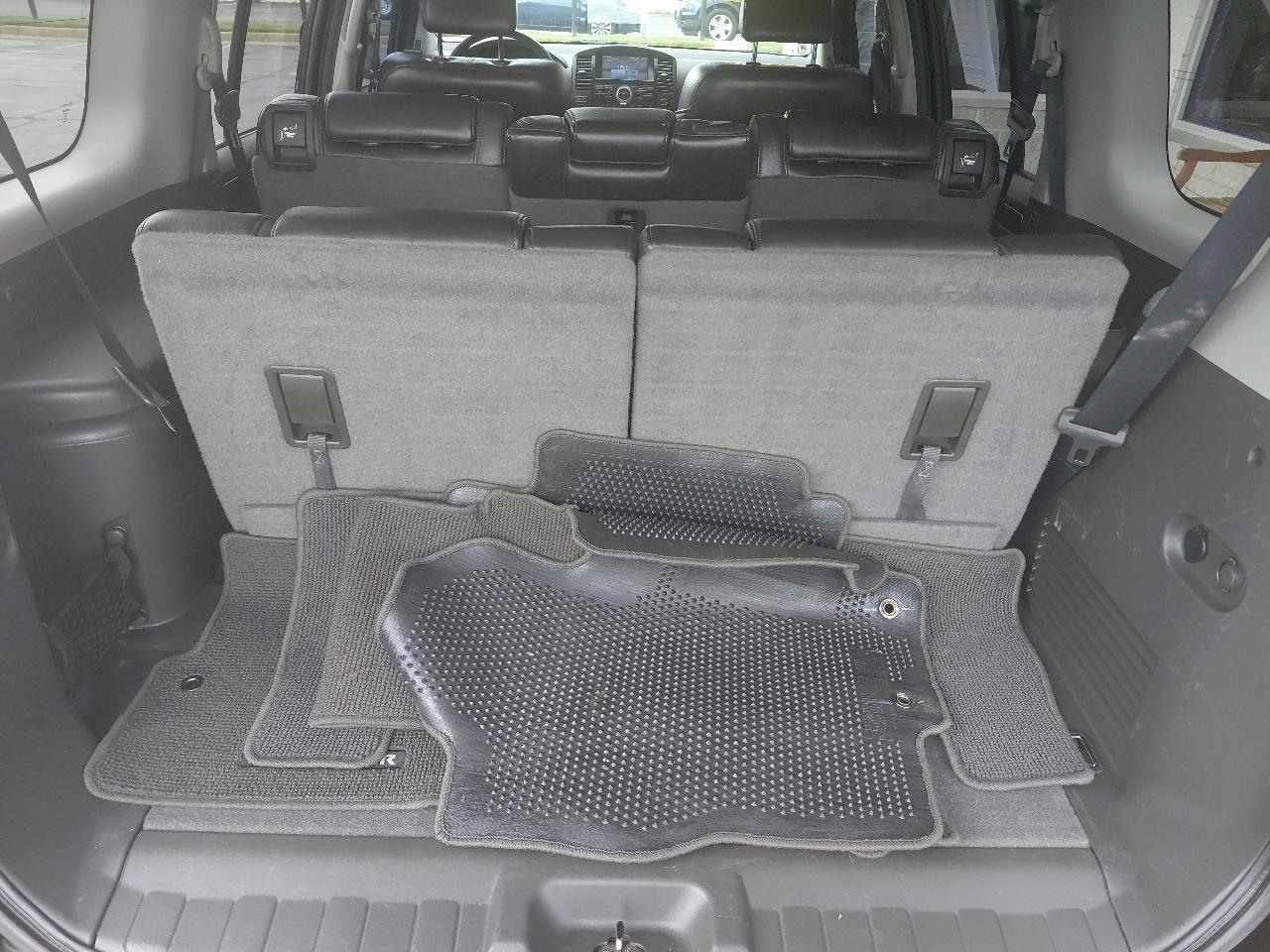 Nissan Pathfinder 2WD 4dr V6 LE 2010